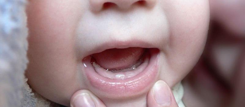 Зубки малыша