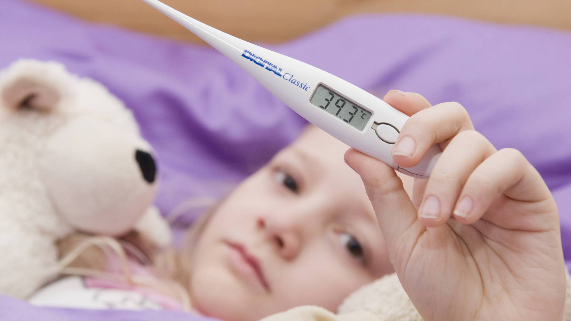 Высокая температура у маленького ребенка – серьезный повод для беспокойства