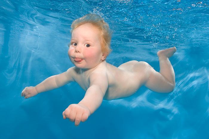 Плавательный инстинкт новорожденных