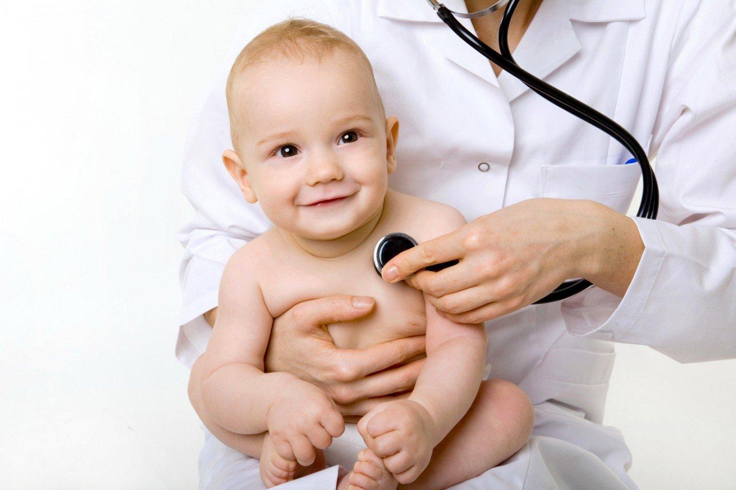 Младенец на приеме у врача