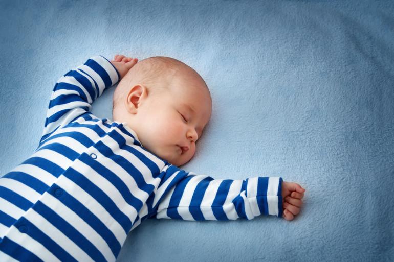 Уложить спать младенца несложно, главное – создать условия для этого