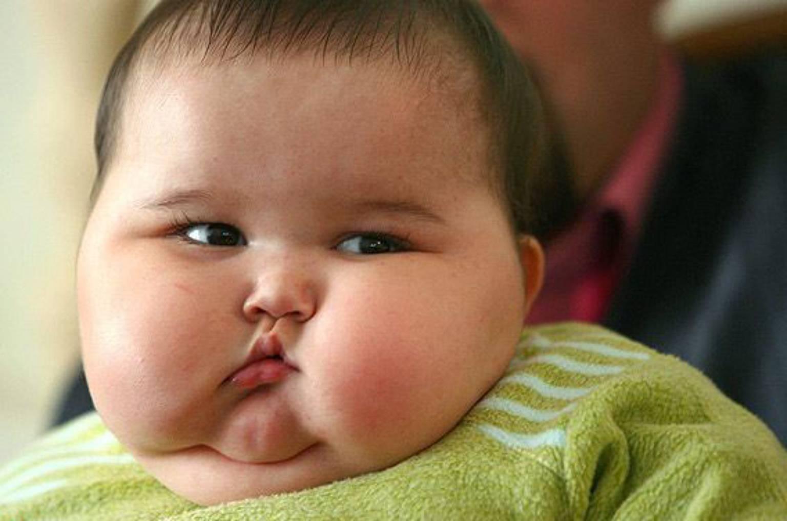 Младенец с лишним весом
