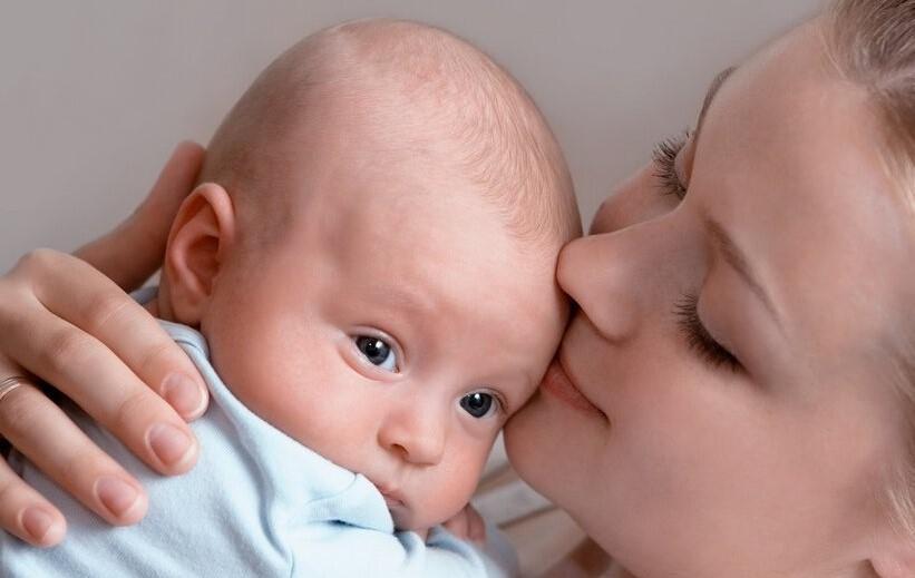 Мама должна соблюдать режим сна и бодрствования младенца